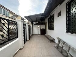 Sennett Estate (D13), Terrace #546670921